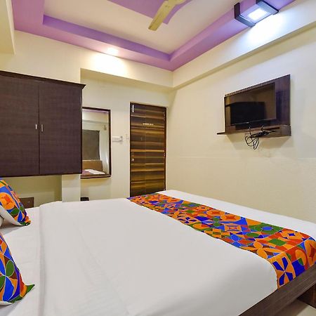 Fabhotel Crystal Inn II - Paldi Char Rasta Ахмедабад Екстериор снимка